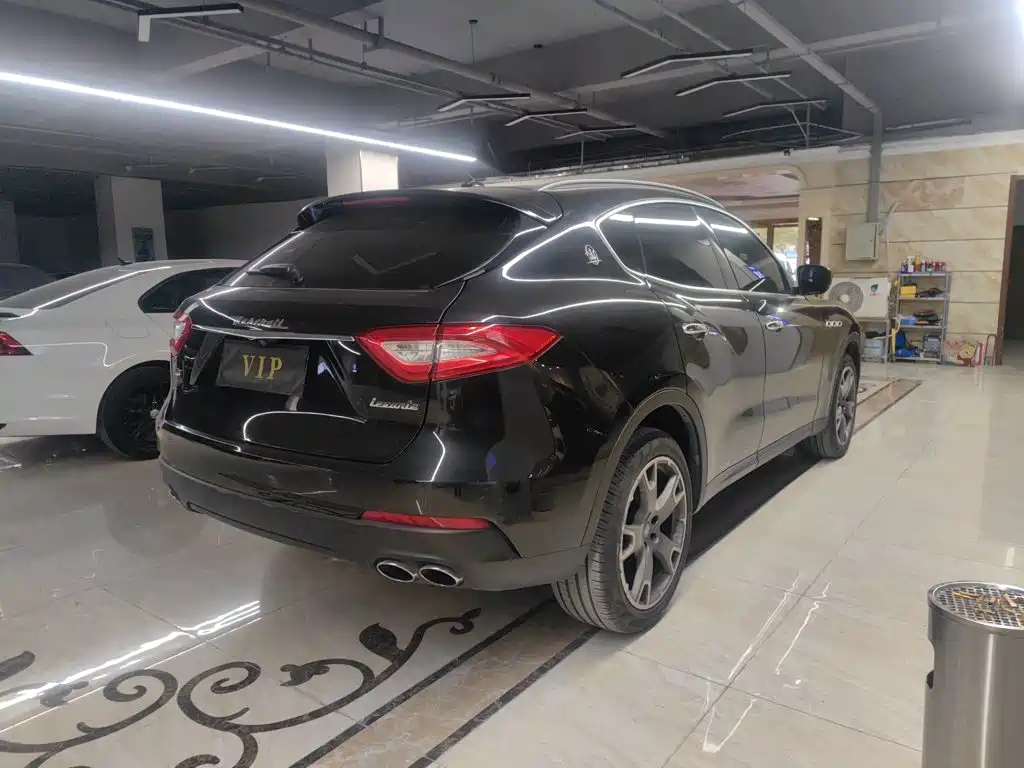 Maserati Levante 2019 — фото 6