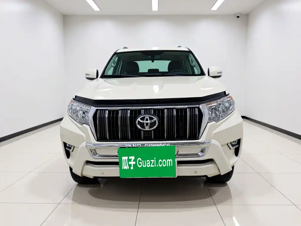 Toyota Prado 2019 — фото 2