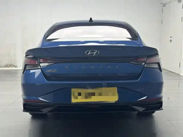 Hyundai Elantra 2021