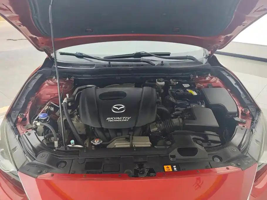Mazda 3 Axela 2015 — фото 10