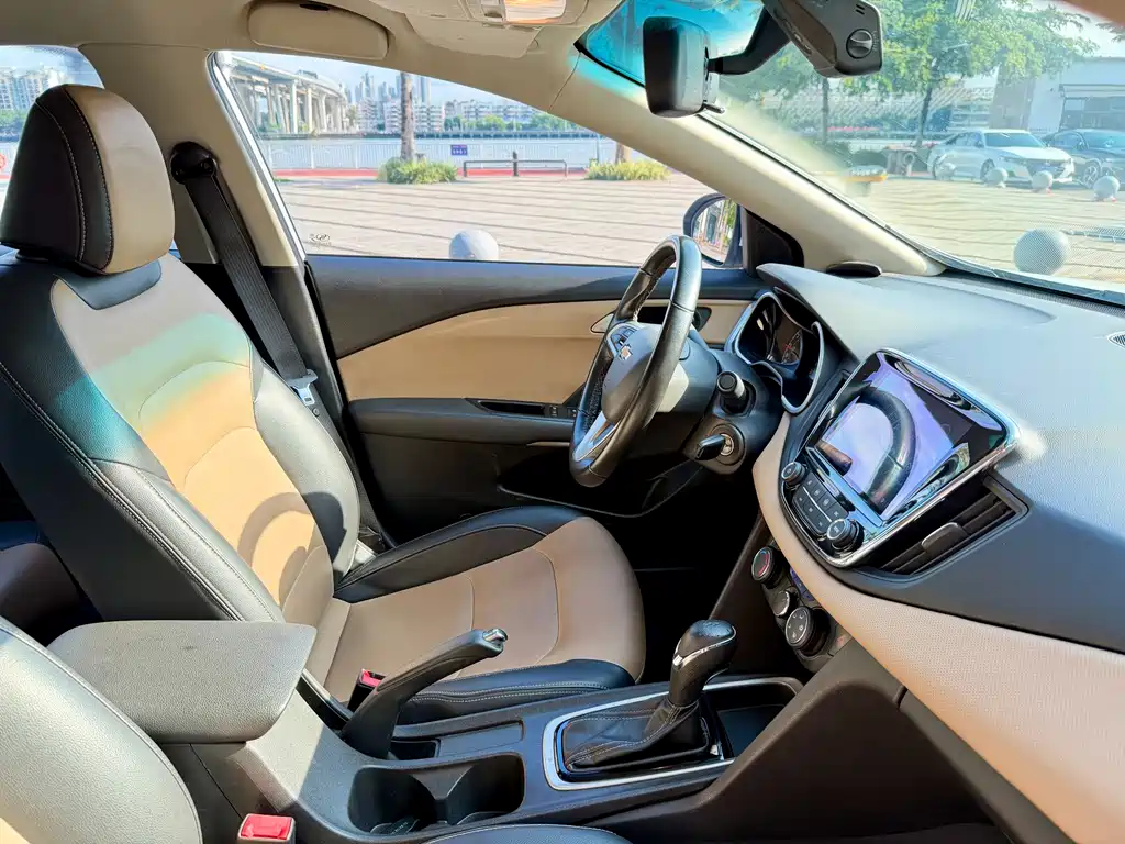 Chevrolet Cruze 2020 — фото 14