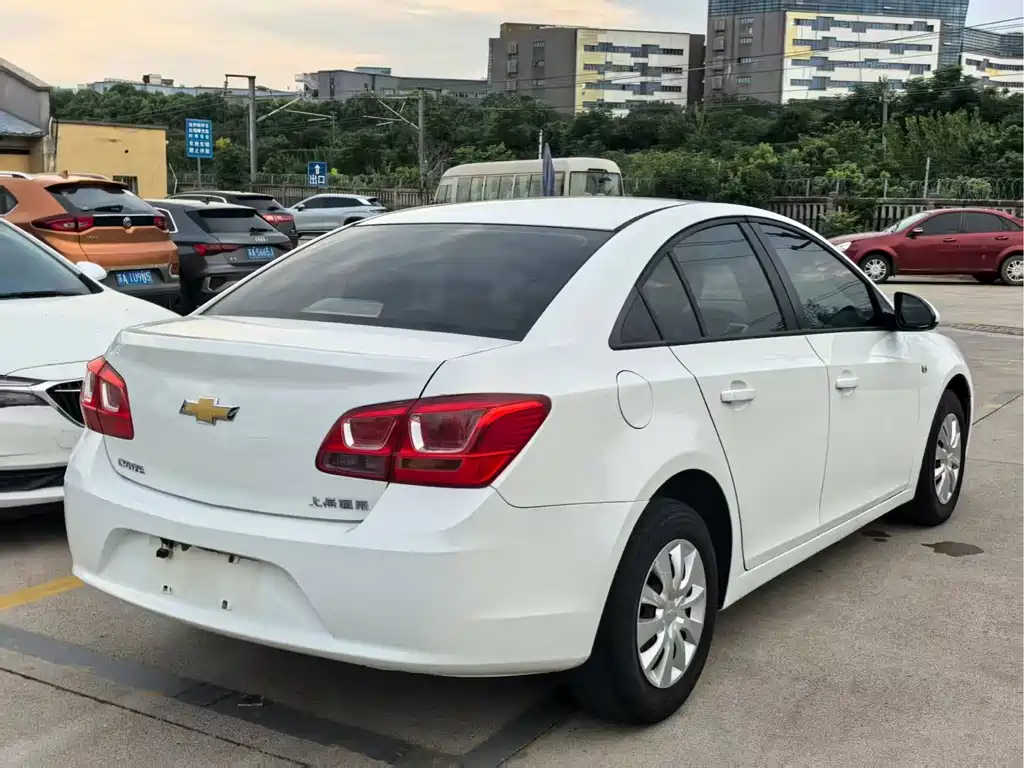 Chevrolet Cruze 2015
