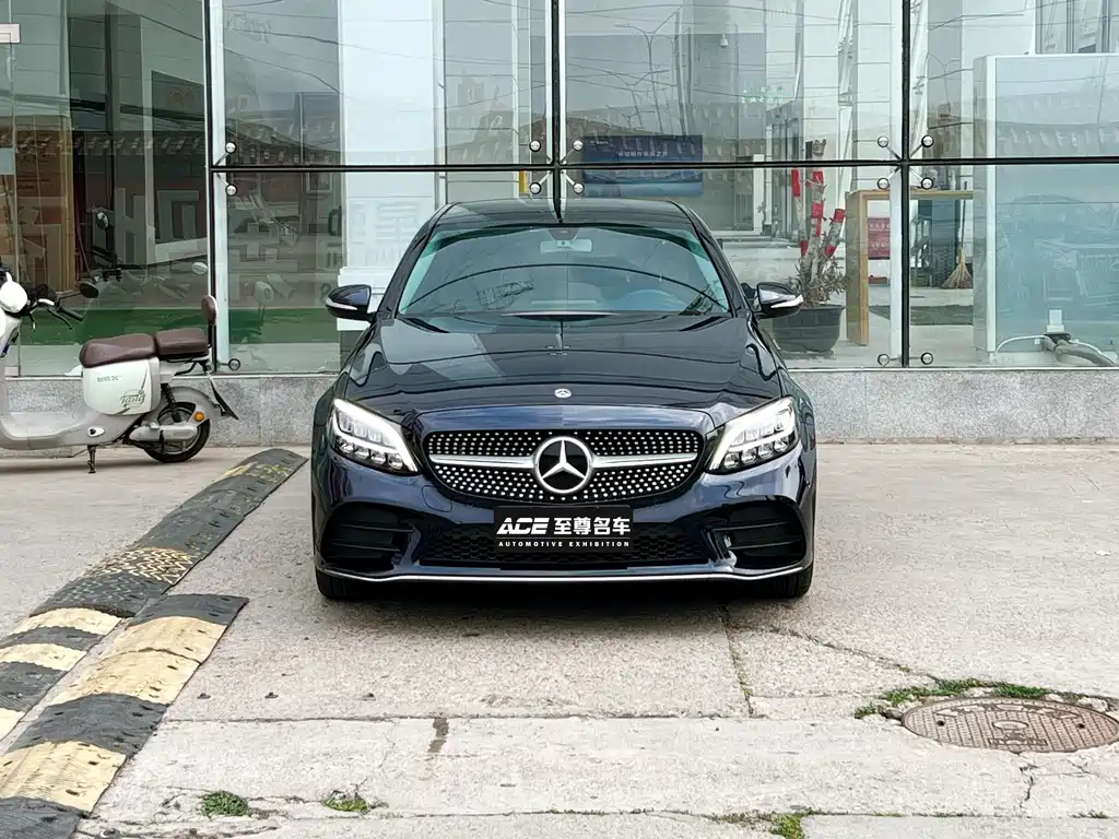 Mercedes-Benz C-Class 2019