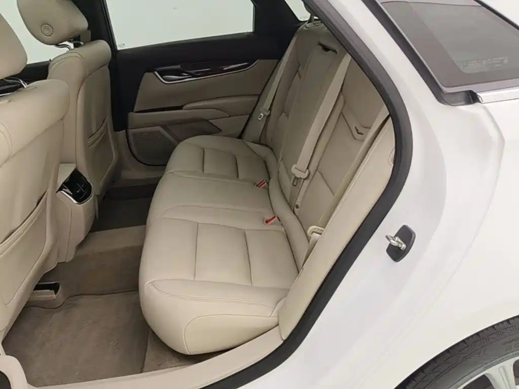 Cadillac XTS 2016 — фото 17
