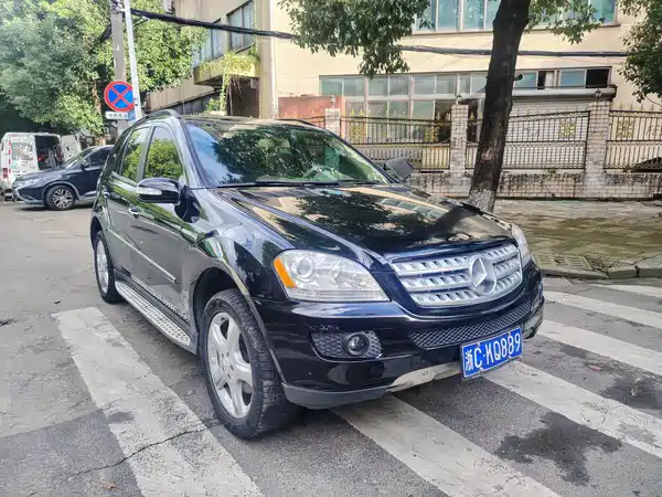 Mercedes-Benz M-Class 2008