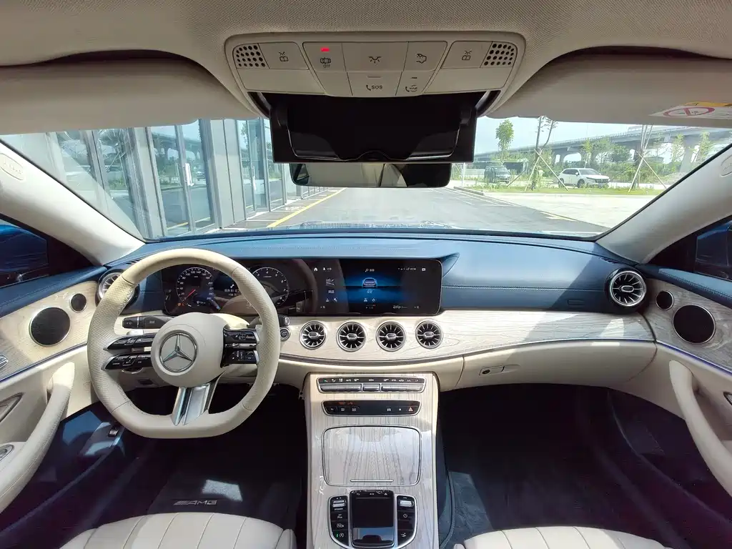 Mercedes-Benz E-Class 2023 — фото 5