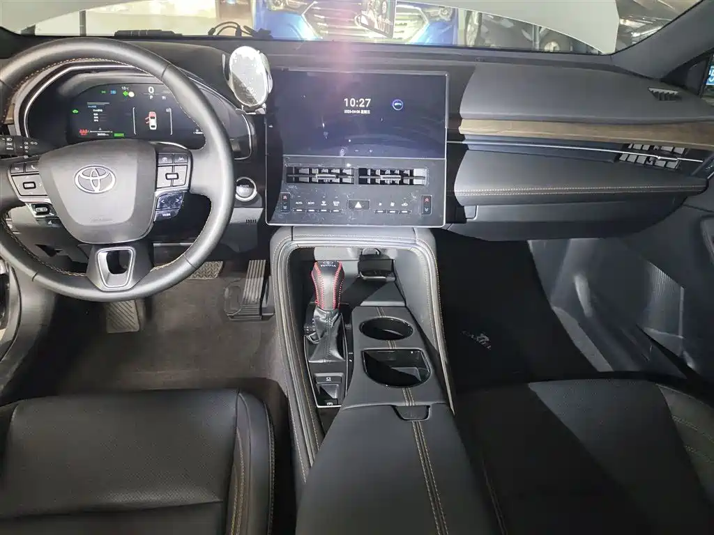 Toyota Avalon 2024 — фото 13