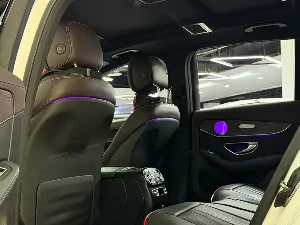 Mercedes-Benz GLC 2021