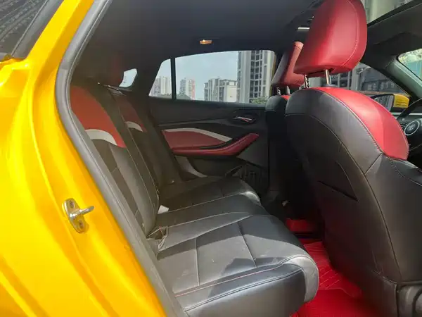 MG5 2022