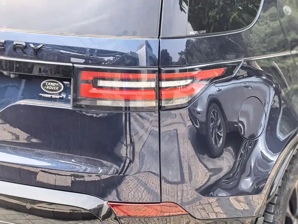 Land Rover Discovery 2017 — фото 26
