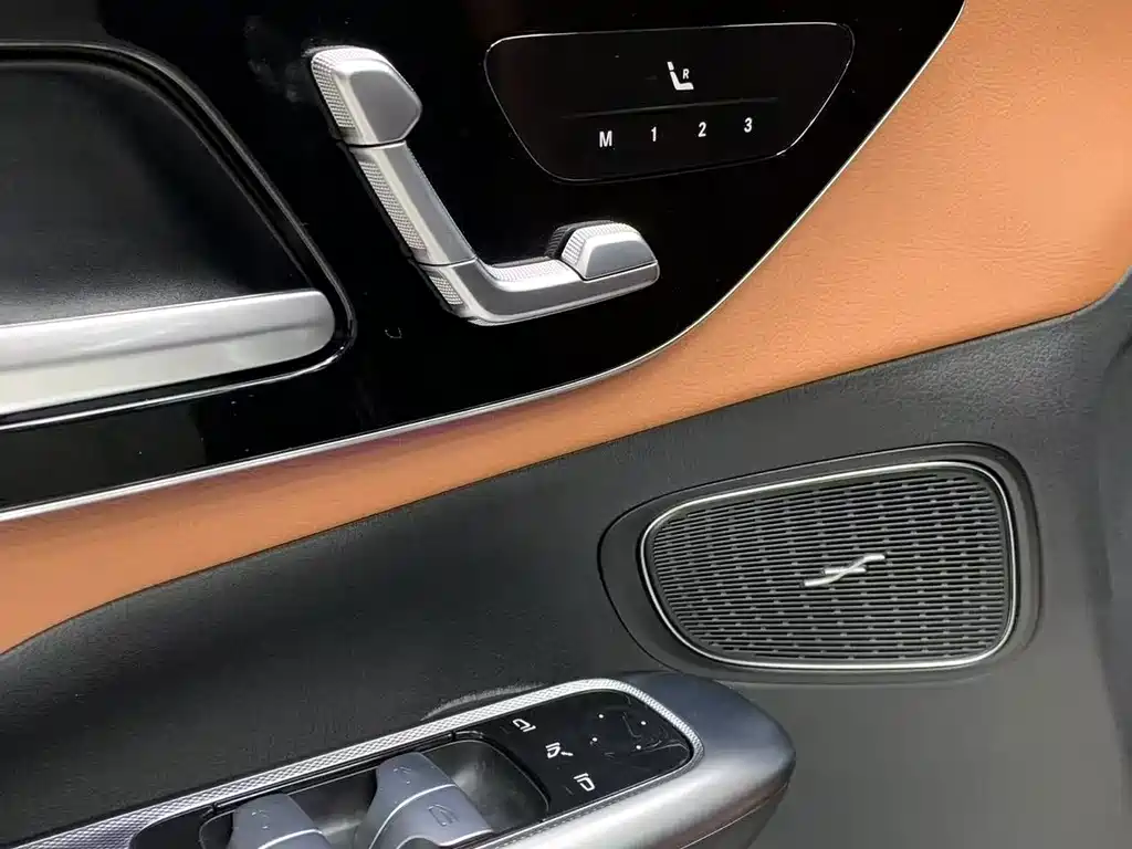 Mercedes-Benz GLC 2024 — фото 13