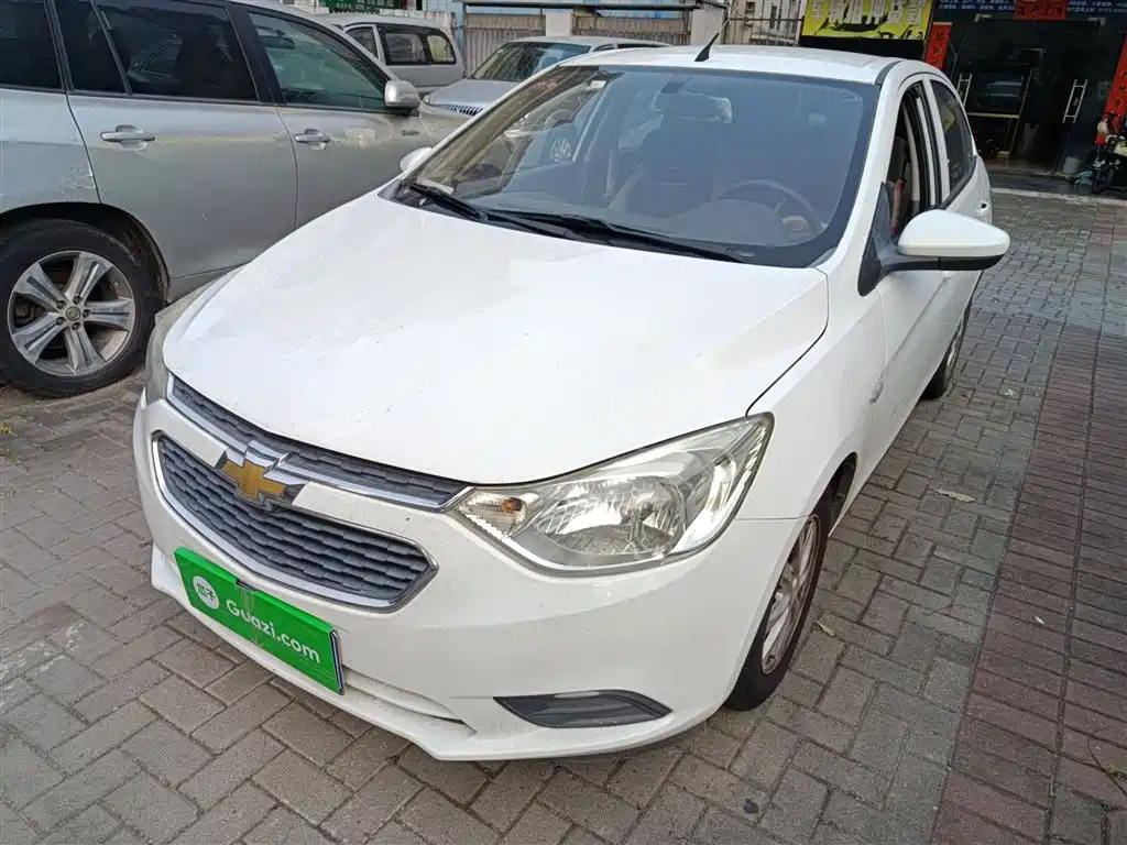 Chevrolet Sail 2015 — фото 1