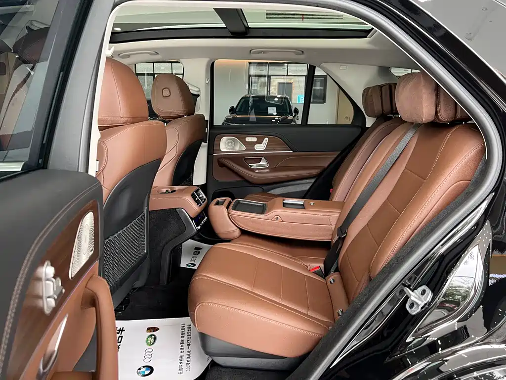Mercedes-Benz GLE 2023 — фото 9