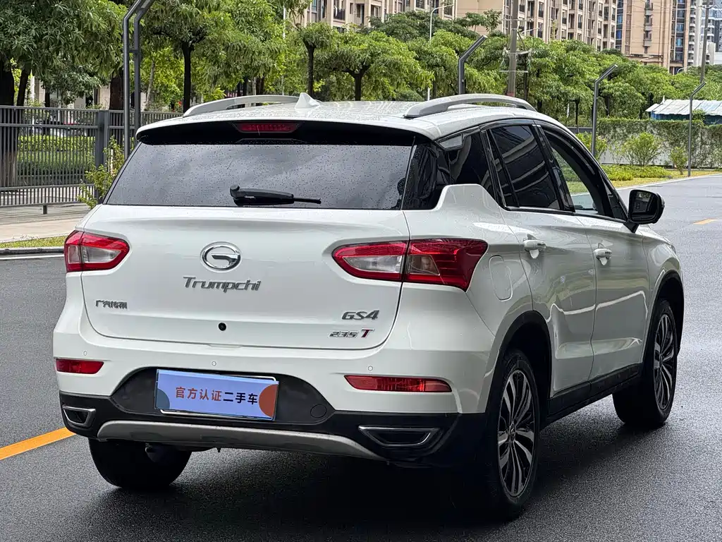 GAC Trumpchi GS4 2017 — фото 4
