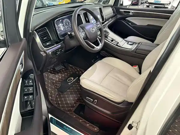 GAC Trumpchi M8 2021