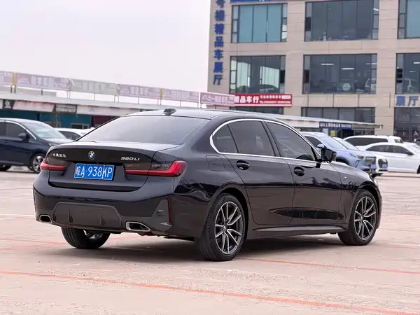 BMW 3 Series 2023
