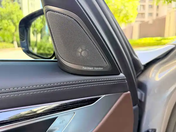 BMW 7 Series 2021