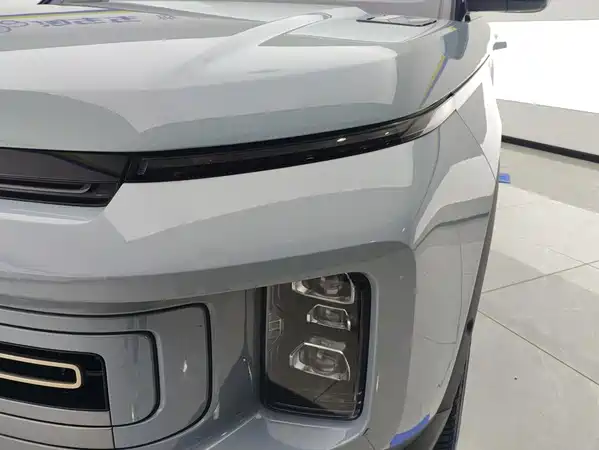 Geely ICON 2021