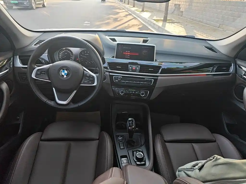 BMW X1 2020 — фото 10