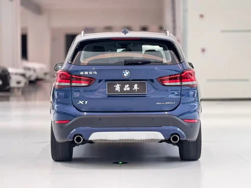 BMW X1 2021 — фото 8