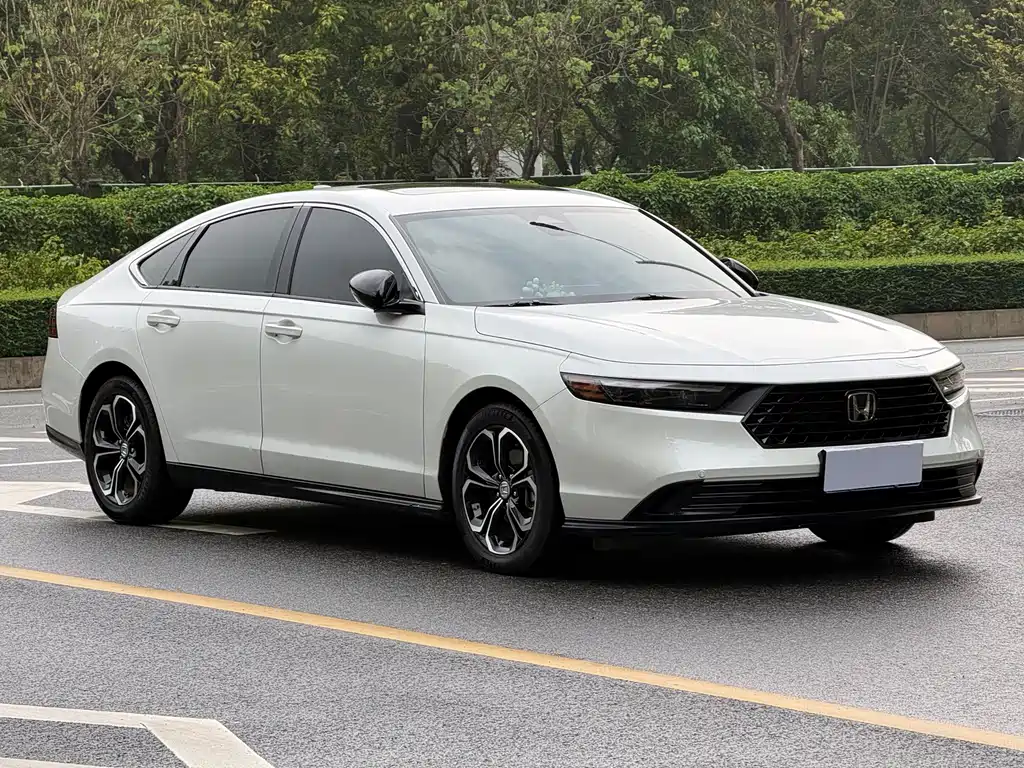 Honda Accord 2023 — фото 3