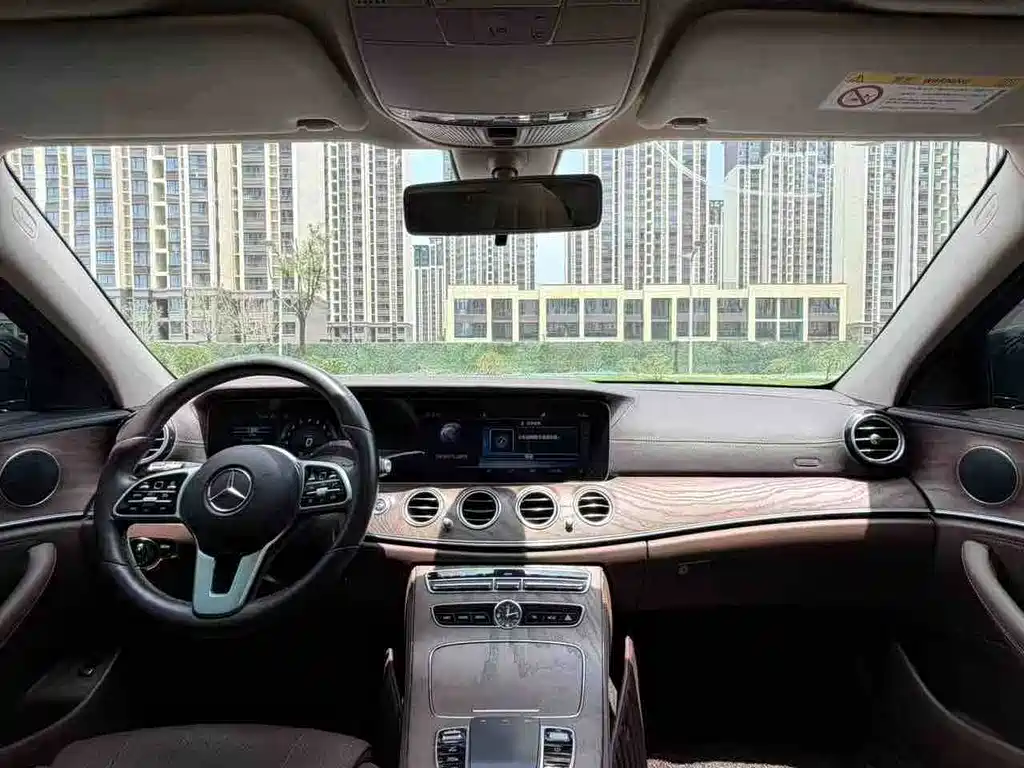 Mercedes-Benz E-Class 2020