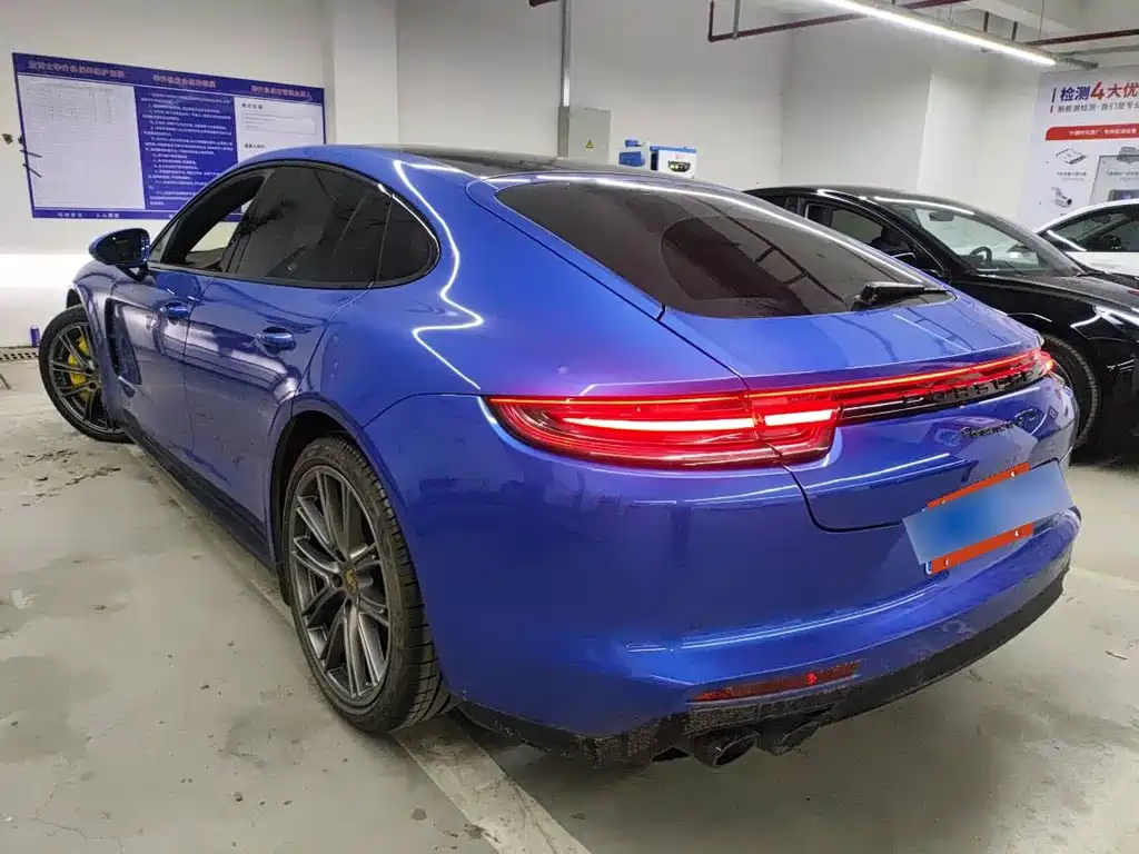 Porsche Panamera 2019 — фото 13
