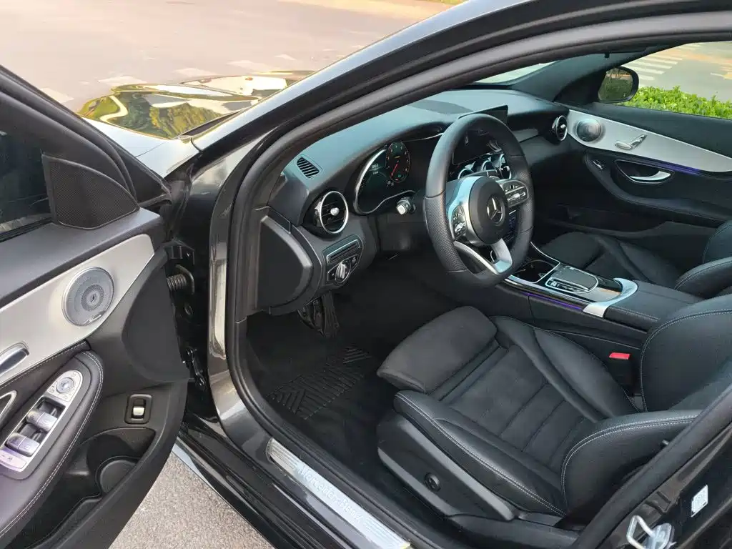 Mercedes-Benz C-Class 2020 — фото 19