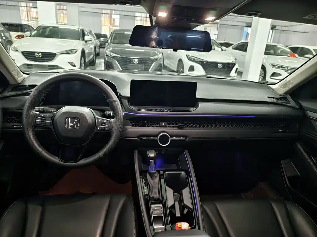 Honda Accord 2024 — фото 16