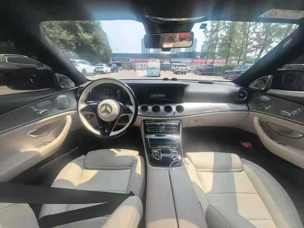 Mercedes-Benz E-Class 2018 — фото 5