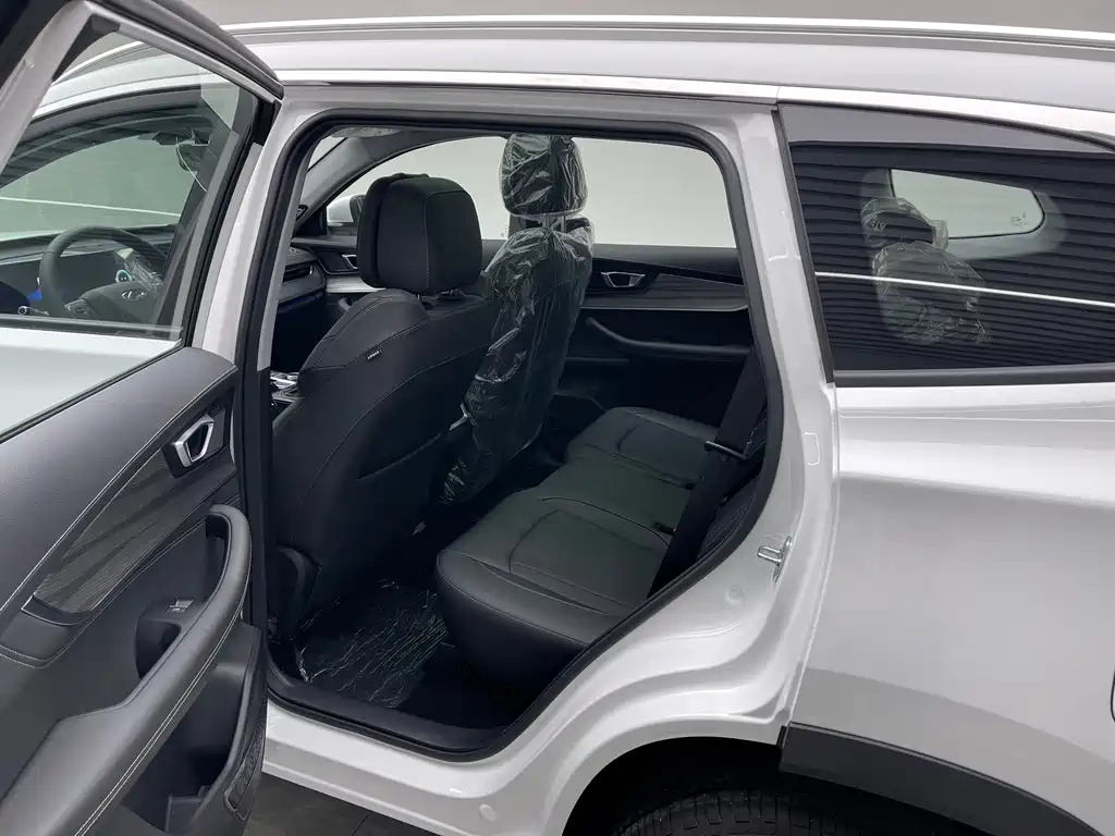 Chery Tiggo 8 PLUS 2026 — фото 17