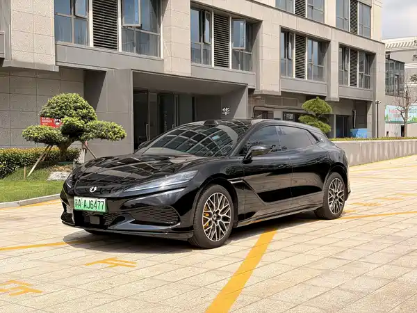 Denza Z9GT 2026