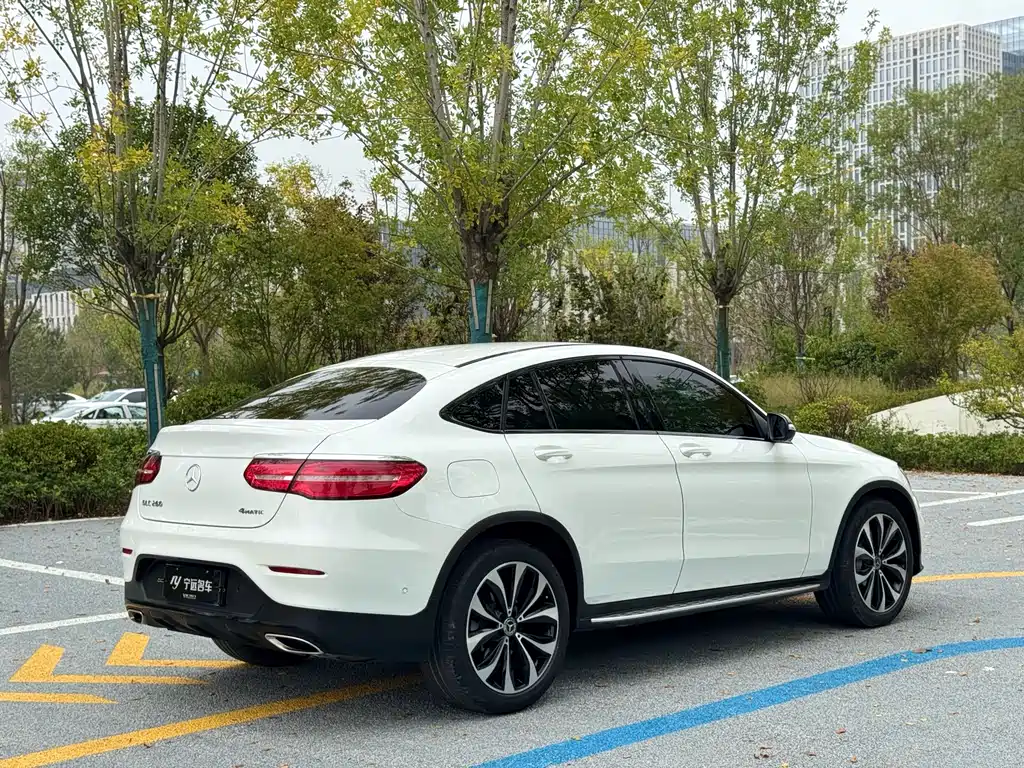 Mercedes-Benz GLC Coupe 2018 — фото 21