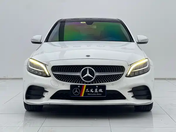 Mercedes-Benz C-Class 2020