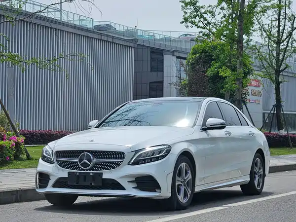 Mercedes-Benz C-Class 2021