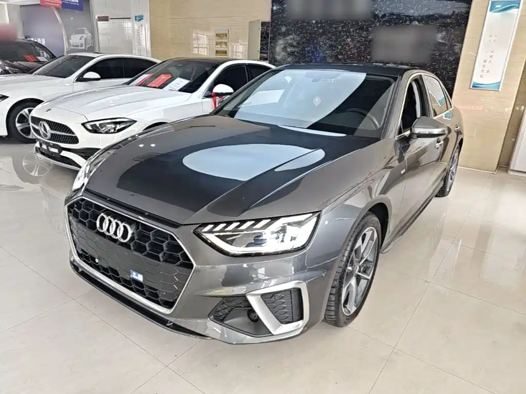 Audi A4L 2021