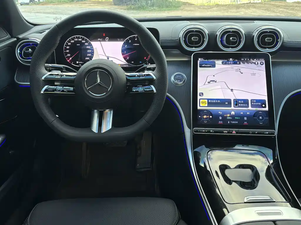 Mercedes-Benz C-Class 2024 — фото 10