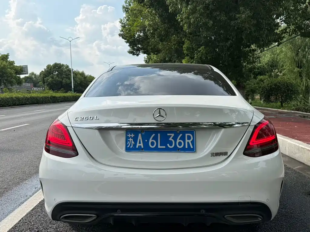 Mercedes-Benz C-Class 2021
