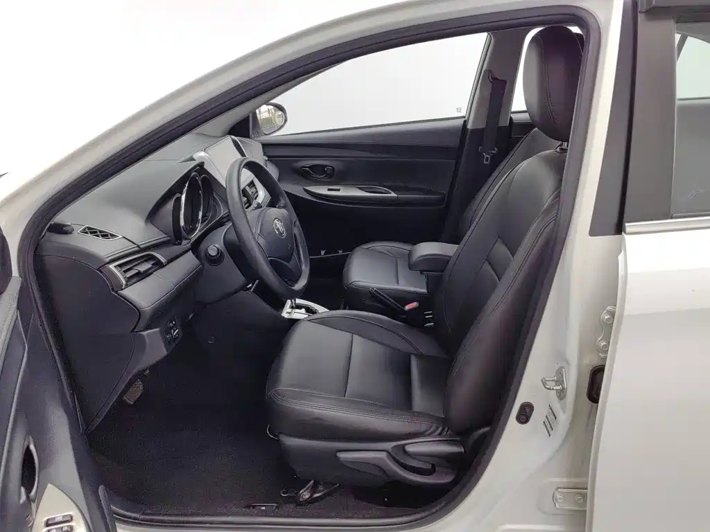 Toyota Vios 2018 — фото 10