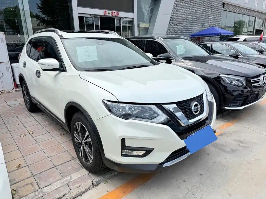 Nissan X-Trail 2018 — фото 3