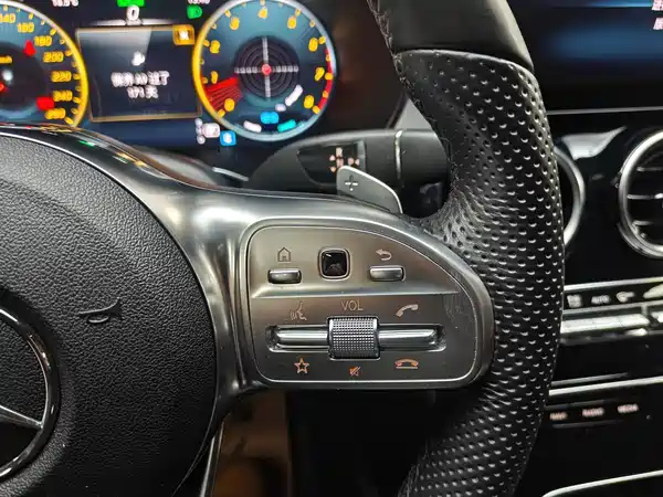 Mercedes-Benz C-Class 2020