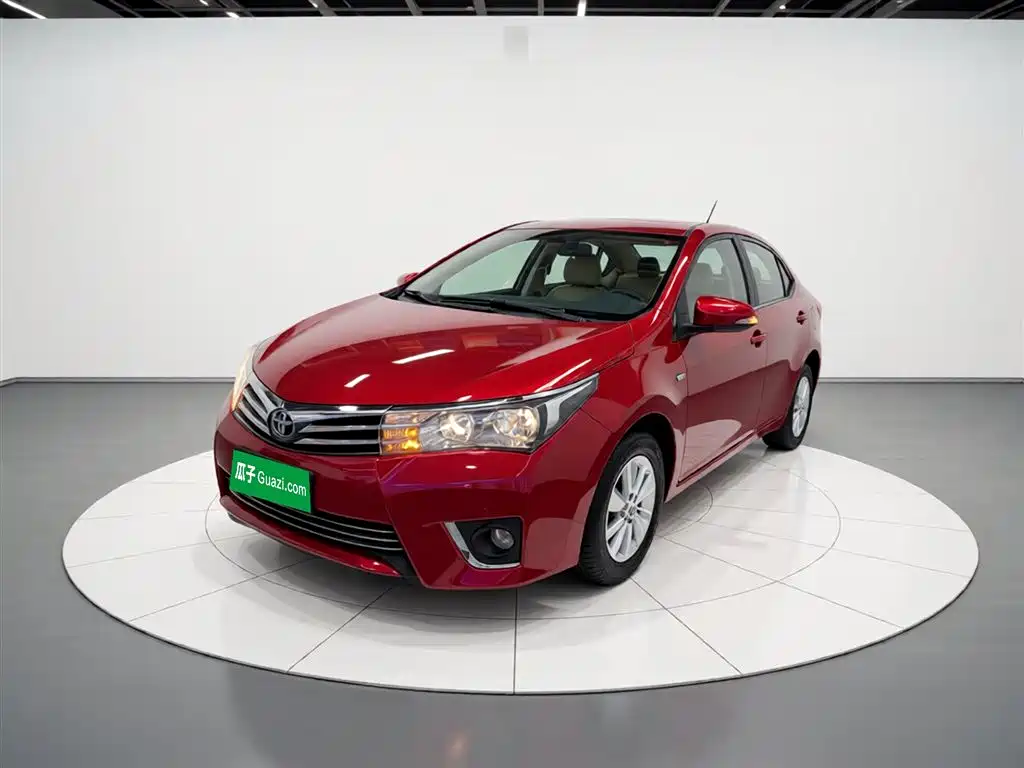Toyota Corolla 2015 — фото 1