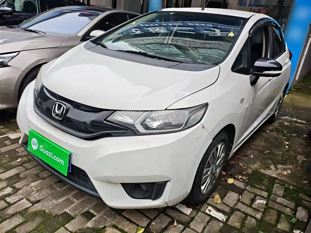 Honda Fit 2016 — фото 1