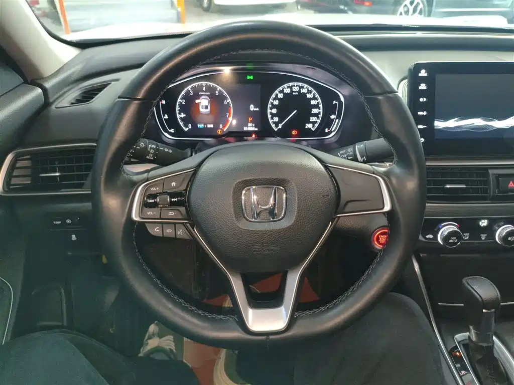 Honda Accord 2022 — фото 11