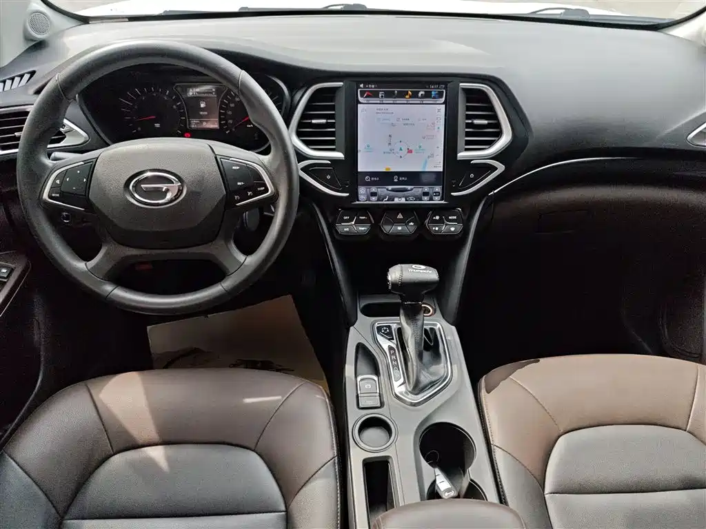 GAC Motor Trumpchi GS4 2017 — фото 10