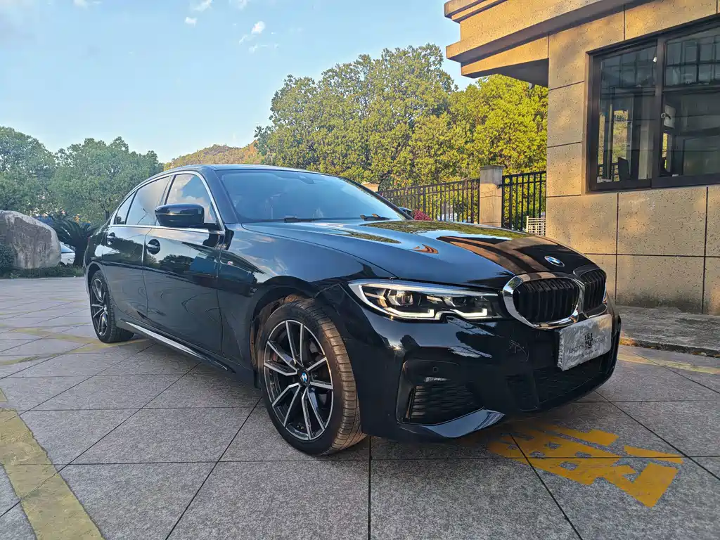 BMW 3 Series 2022
