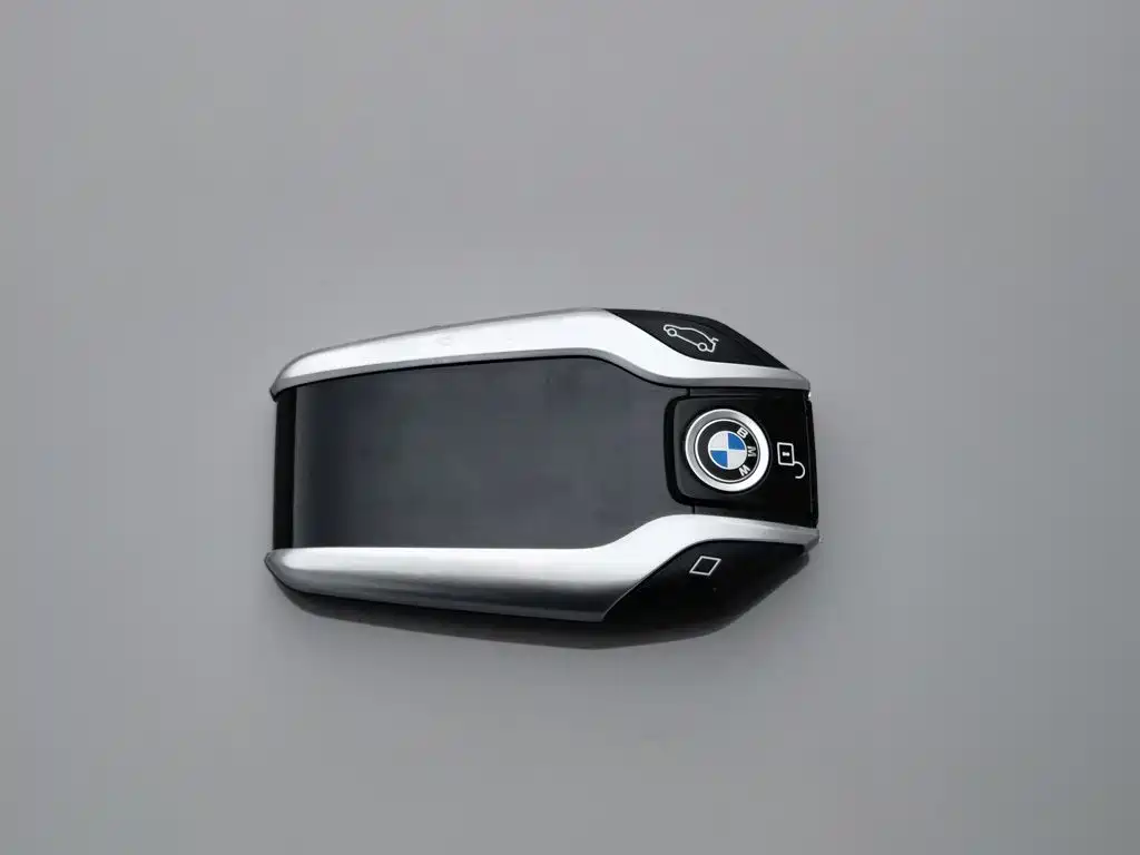 BMW 5 Series New Energy 2020 — фото 19