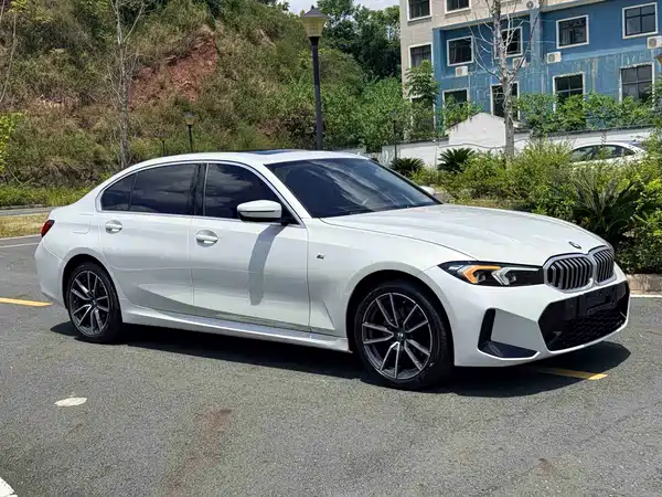 BMW 3 Series 2024
