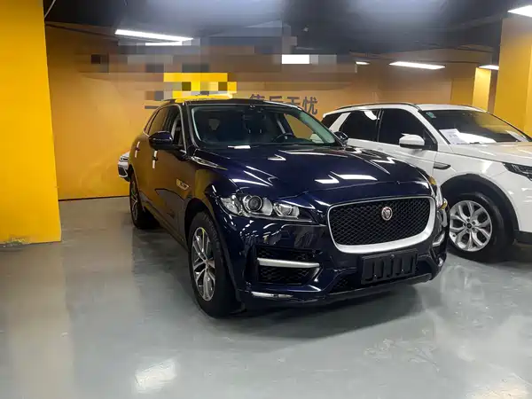 Jaguar F-PACE 2017