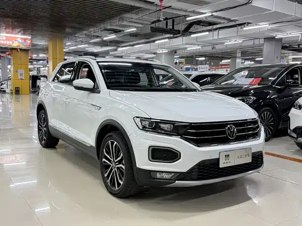 Volkswagen T-Roc 2023